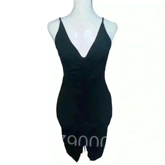 Dresses & Skirts - Elegant Black Sleeveless Dress